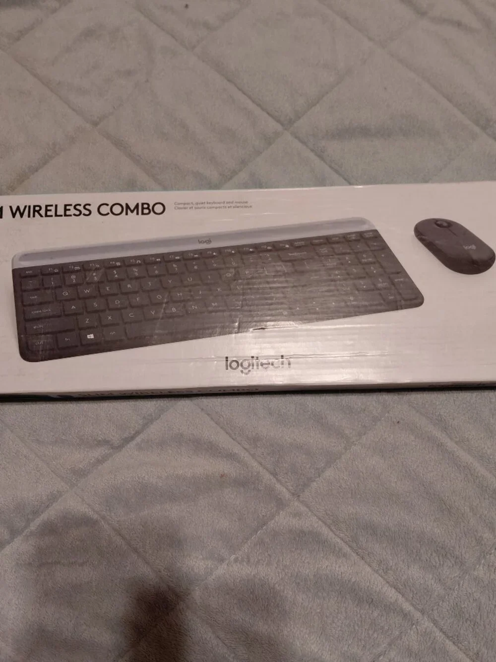 Logitech MK470 Graphite Slim Wireless Combo Keyboard & Mouse Modle VIPRB-920-010